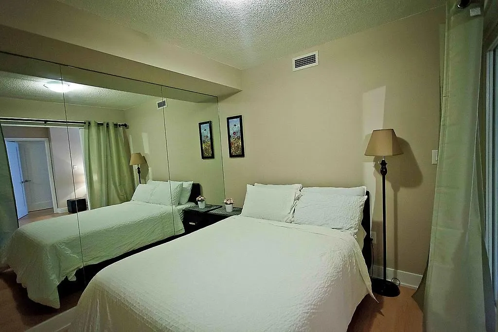 Lägenhet Red Maple Suites - Blue Jays Way Toronto