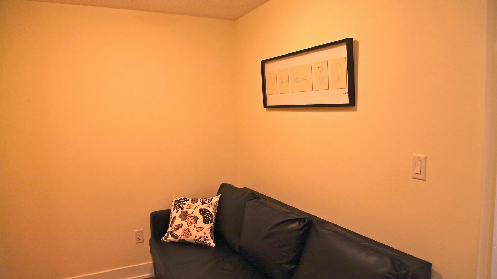 Lägenhet Red Maple Suites - Blue Jays Way Toronto